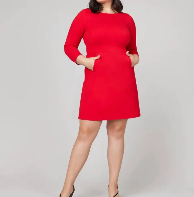 The Perfect A-Line 3/4 Sleeve Dress in Spanx True Red