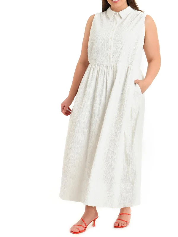 Plus Womens Textured Sleeveless Shirtdress